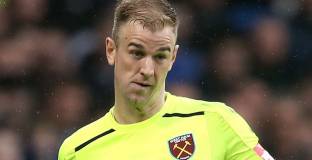 Харт играл крикет, вместо да гледа Швеция - Англия