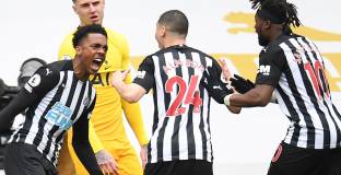 Нюкасъл - Тотнъм 2:2 