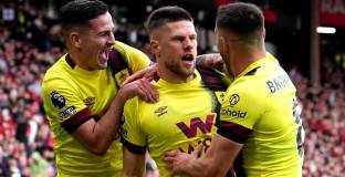 Шефилд Юнайтед - Бърнли 1:4 