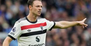 Еванс: Неопределеността влияе на играчите 