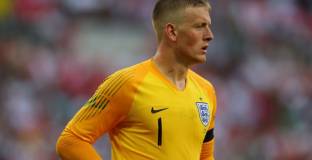 Пикфорд получи номер 1 в Англия