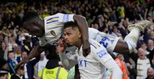 Лийдс се класира за финала в Чемпиъншип 