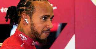 Хамилтън: Продължаваме напред