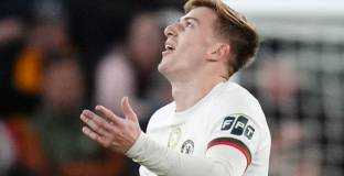 Агбонлахор призова Мареска да глобява за червени картони