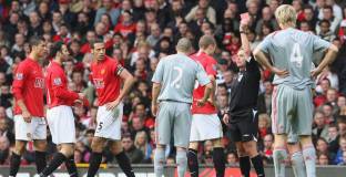 Невил: Гостуването на Анфийлд е най-големият мач