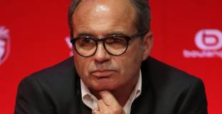 Кампуш заинтересува Нюкасъл