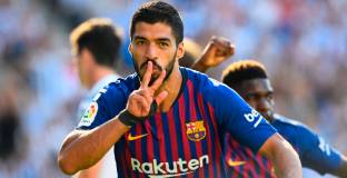 Рефер наруши мълчанието си за скандалния гол на Суарес