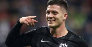 Реал Мадрид изпреварва Барселона за Йович