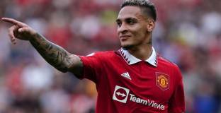 Агбонлахор: Антони е малко идиот