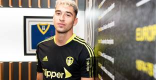  Рока премина от Байерн Мюнхен в Лийдс