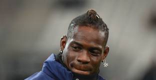 Фулъм се интересува от Балотели