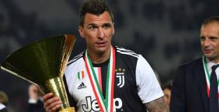 Юнайтед прекрати преговорите за Манджукич