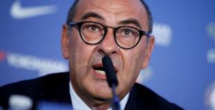 Сари не можа да обещае, че Азар и Куртоа ще останат в Челси 