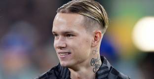 Мудрик даде положителна допинг проба