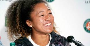 Осака се оттегли от 