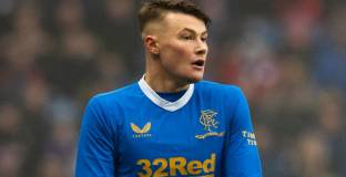  Евертън е близо до покупката на Патерсън