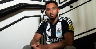 Ювентус официално обяви трансфера на Лойд Кели