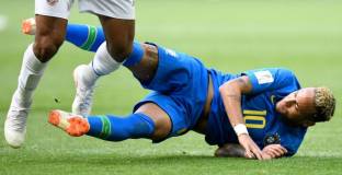 Линекер за отменената дузпа: Заради това VAR е нужен 