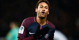 Неймар разглежда варианти с Юнайтед и Сити 