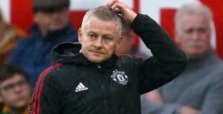  В съблекалнята на Ман Юнайтед зрее бунт