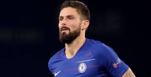 Челси продължи контракта си с Жиру