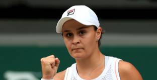 Барти трудно се справи с Роджърс