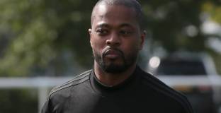 Евра мислел да се бие със Суарес