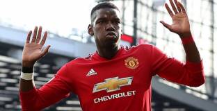 Ювентус може да включи играч по сделката за Погба