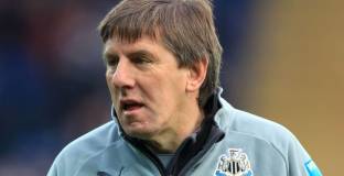 Нюкасъл уволни Биърдсли 