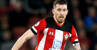 Евертън и Тотнъм обсъждат покупката на Хьойберг