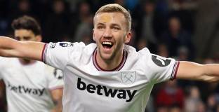 Бърнли - Уест Хем 1:2 