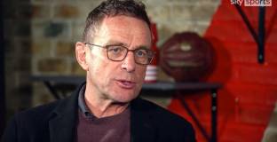  Рангник препоръча на Ман Юнайтед трима полузащитника