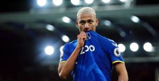  Ришарлисон отхвърли опцията с Арсенал