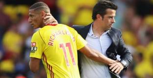 Силва защити трансферите на Евертън