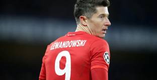 Мюлер: Левандовски трябва да отговори, дали е по-добър от Меси