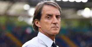 Манчини ще оглави Юве след края на сезона