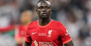  Байерн увеличи предложението за Мане 