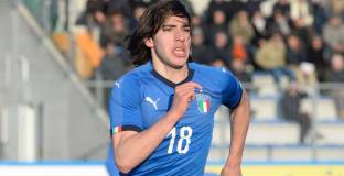 Интер отправи стартово предложение  за Тонали