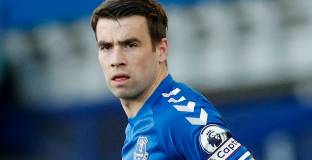 Коулмън коментира удължаването на договора с Евертън