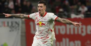 Арсенал рискува да изпусне Шешко