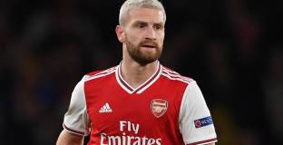 Арсенал преговаря с Мустафи 