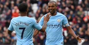 Фернандиньо не разбира, защо пресата атакува Стърлинг