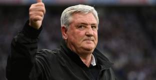 Кембъл: Може би Брус е добър вариант за Ман Юнайтед? 