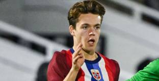 Арсенал стана фаворит за Нипан