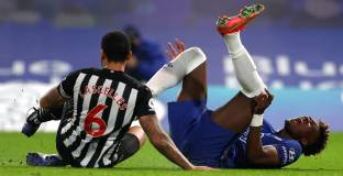 Ейбрахам получи травма