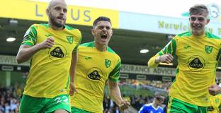 Норич Сити - Лестър Сити 1:2 