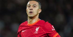  Галатасарай преговаря с Алкантара