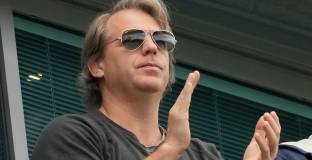 Карагър: Феновете на Челси трябва да се притесняват, когато Боели говори