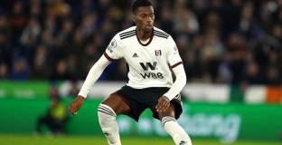 Ливърпул може да подпише с Адарабиойо