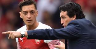 Емери: Отношенията ми с Йозил са отлични